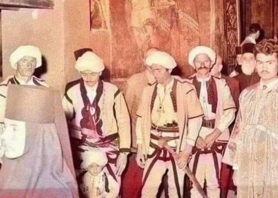 MASHTRIMET E KISHËS ORTODOKSE SERBE ME AUTOQEFALINË DHE PASOJAT PËR SHTETIN E KOSOVËS