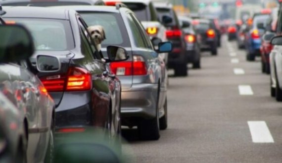 Ja sa po zgjasin pritjet e mërgimtarëve për të dalë nga Kosova 