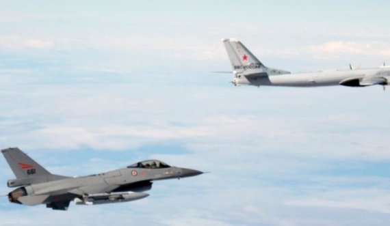 Mulliqi: Lufta dhe Paqja