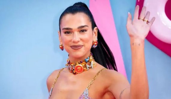 Dua Lipa bëhet për spital