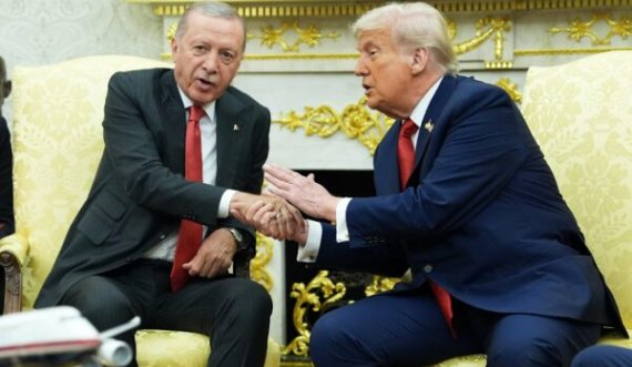 Ja pse Trump lavdëron Presidentin Erdogan
