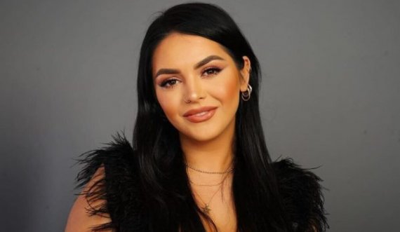 Fifi në lidhje me ish-burrin e Adrola Dushit?