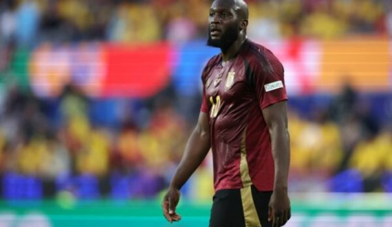 Napoli rinis bisedimet me Chelsean për Lukakun