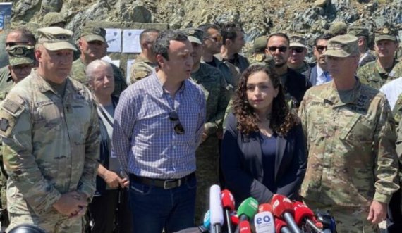 Albin Kurti e Vjosa Osmani bashkë në 'Defender 2025'