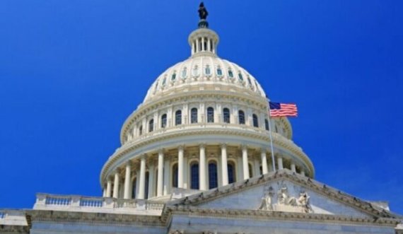 Paketa të dyshimta iu dërguan zyrtarëve zgjedhorë në të gjithë Amerikën