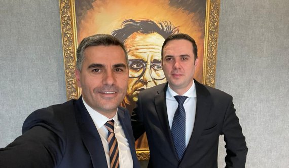 Abdixhiku për Xhaferin: Nuk ka më me qëndru me një këmbë në LDK e me një qafë në një parti tjetër