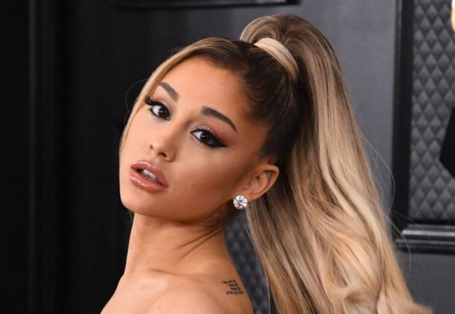 Ariana i ka bërë homazh ish-të dashurit të saj 