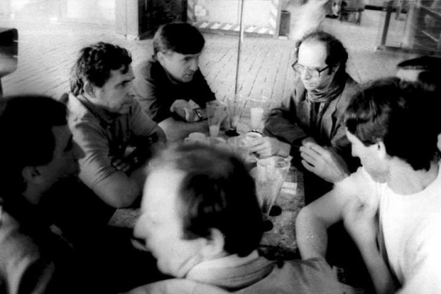 Në vigjilje të 36 vjetorit të themelimit të Lidhjes Demokratike të Kosovës (1)