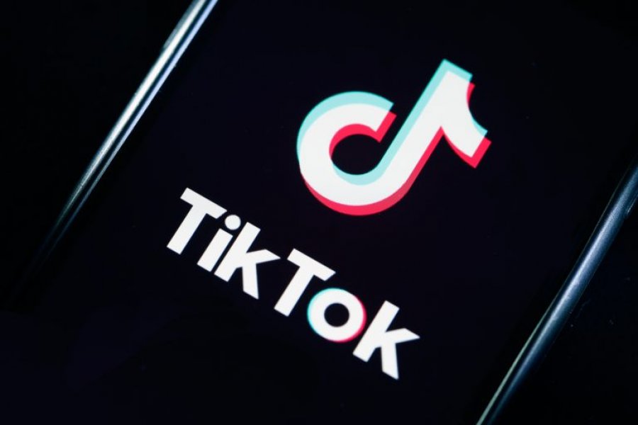 Të rinjtë po përdorin TikTok-un jo vetëm për argëtim