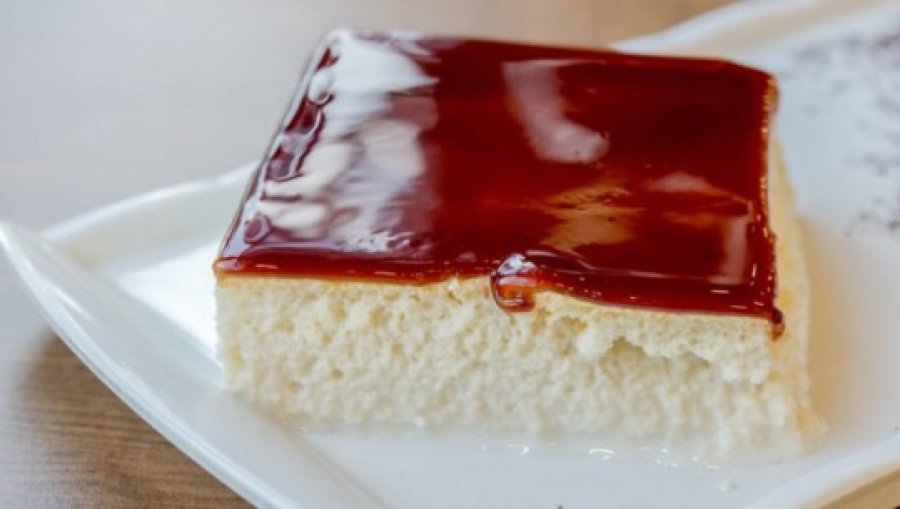 Recetë: Trileçe me karamel