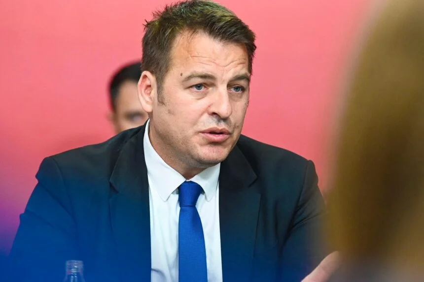 Muja: Ofertë për LDK-në e Nismën, PDK dhe Lista Serbe përjashtohen